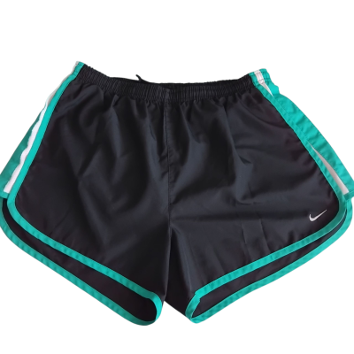 Spodenki_damskie_treningowe_NIKE_
